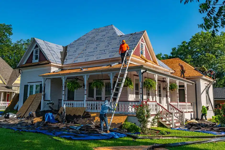 Emergency Roof Repair in Brea